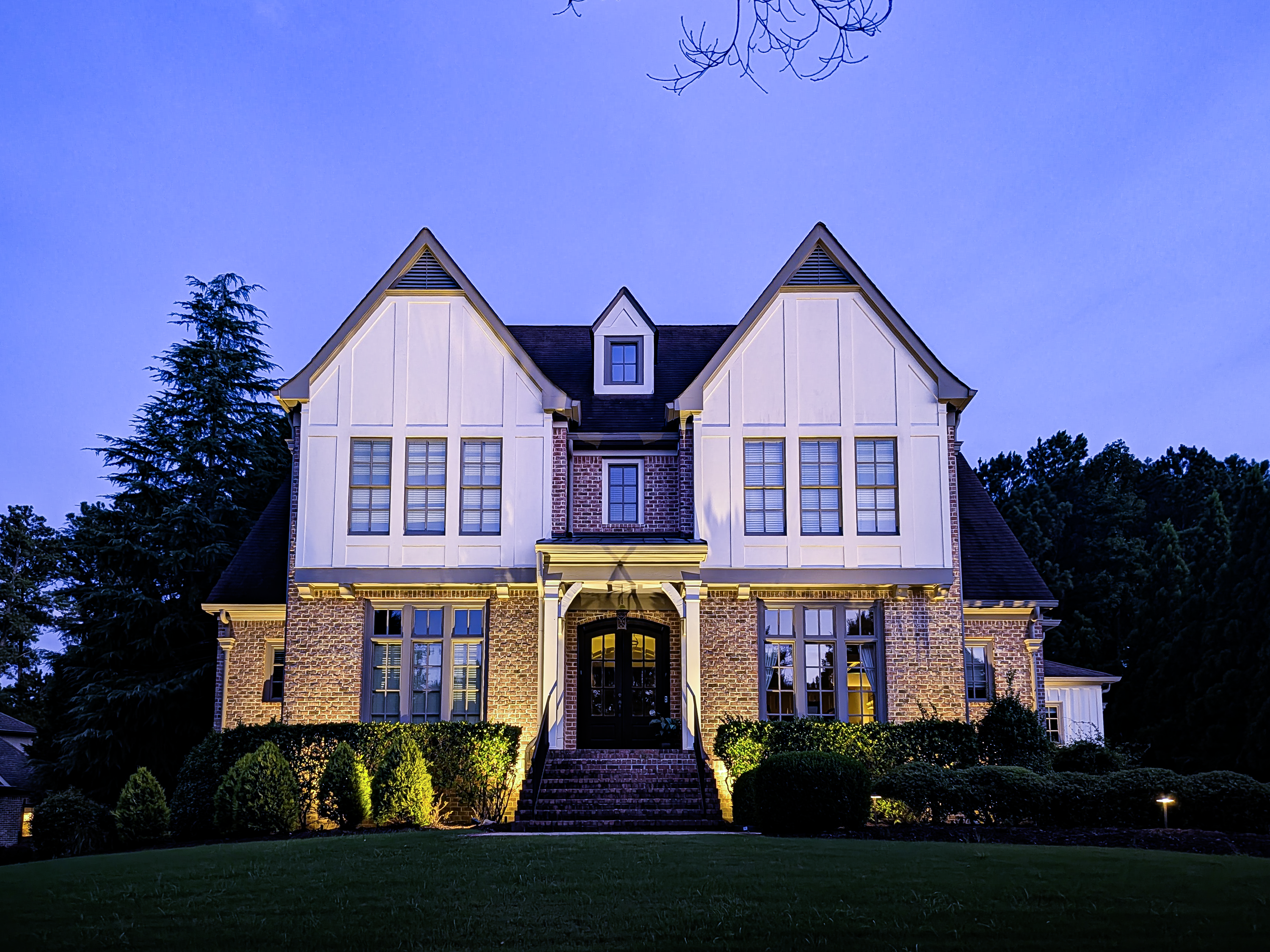 Newhaven property, architectural lighting detail at dusk